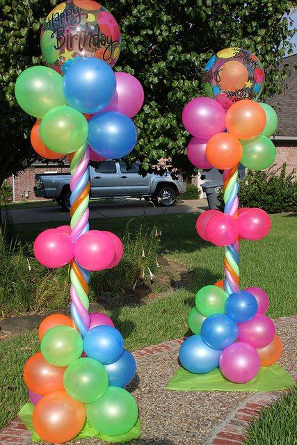 Decorating With Balloons6