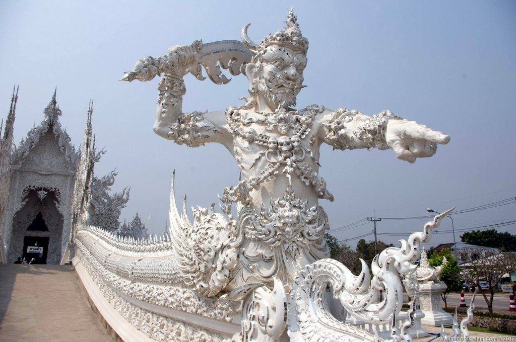 The White Temple, Wat Rong Khun, Thailand2