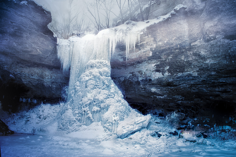 frozen waterfall3