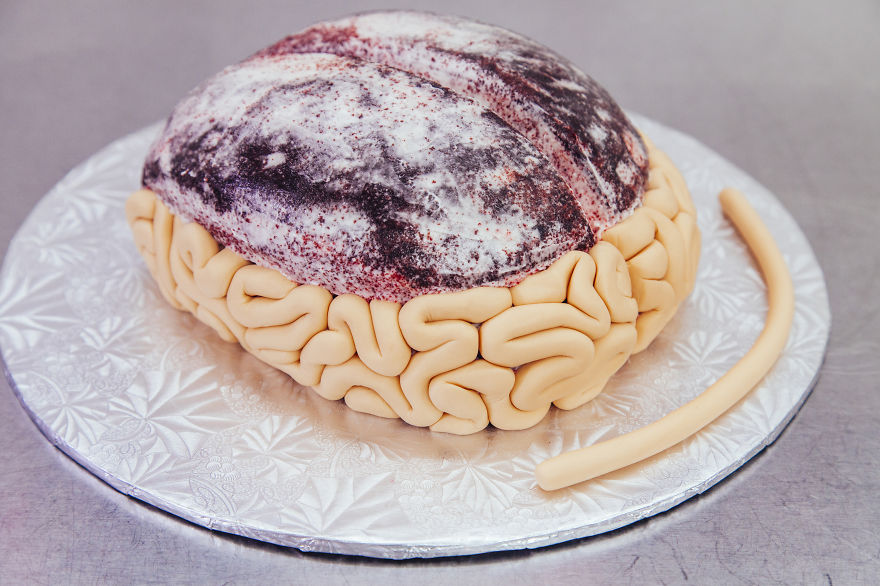 How To Make A Red Velvet Brain Cake For Halloween3